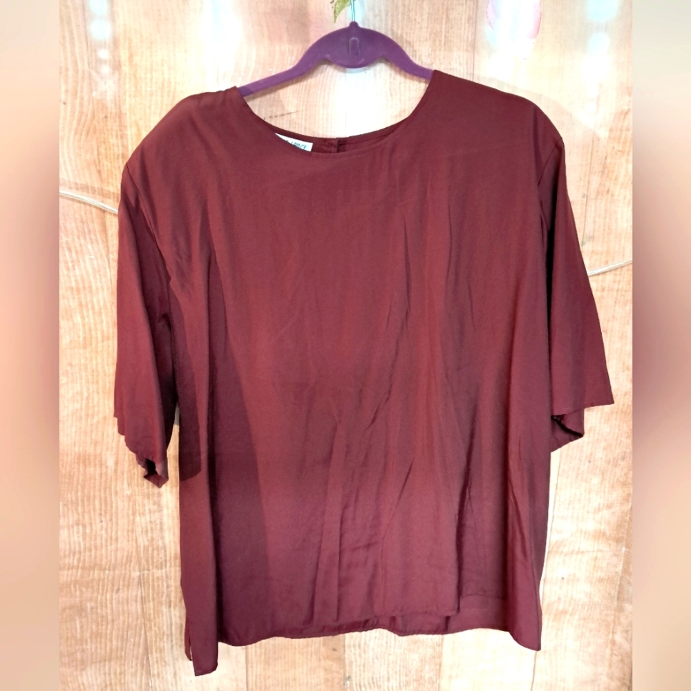 Dark red blouse size 22/24